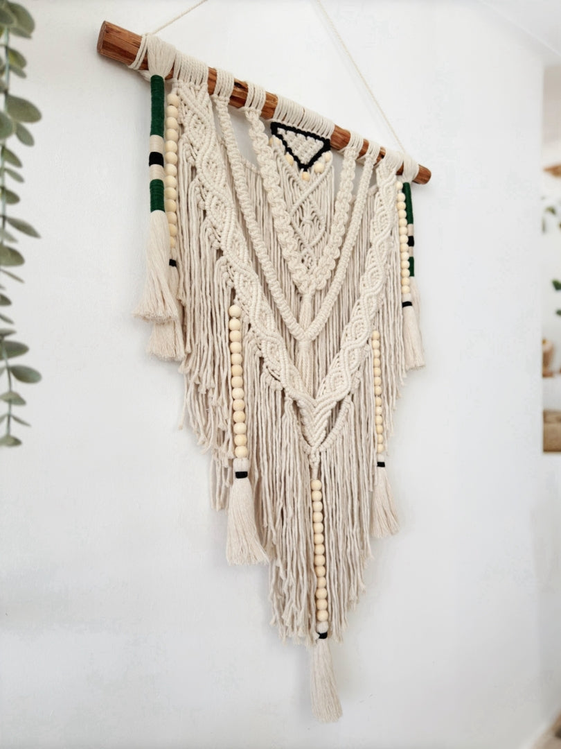 מקרמה לקיר Liliana macrame wall