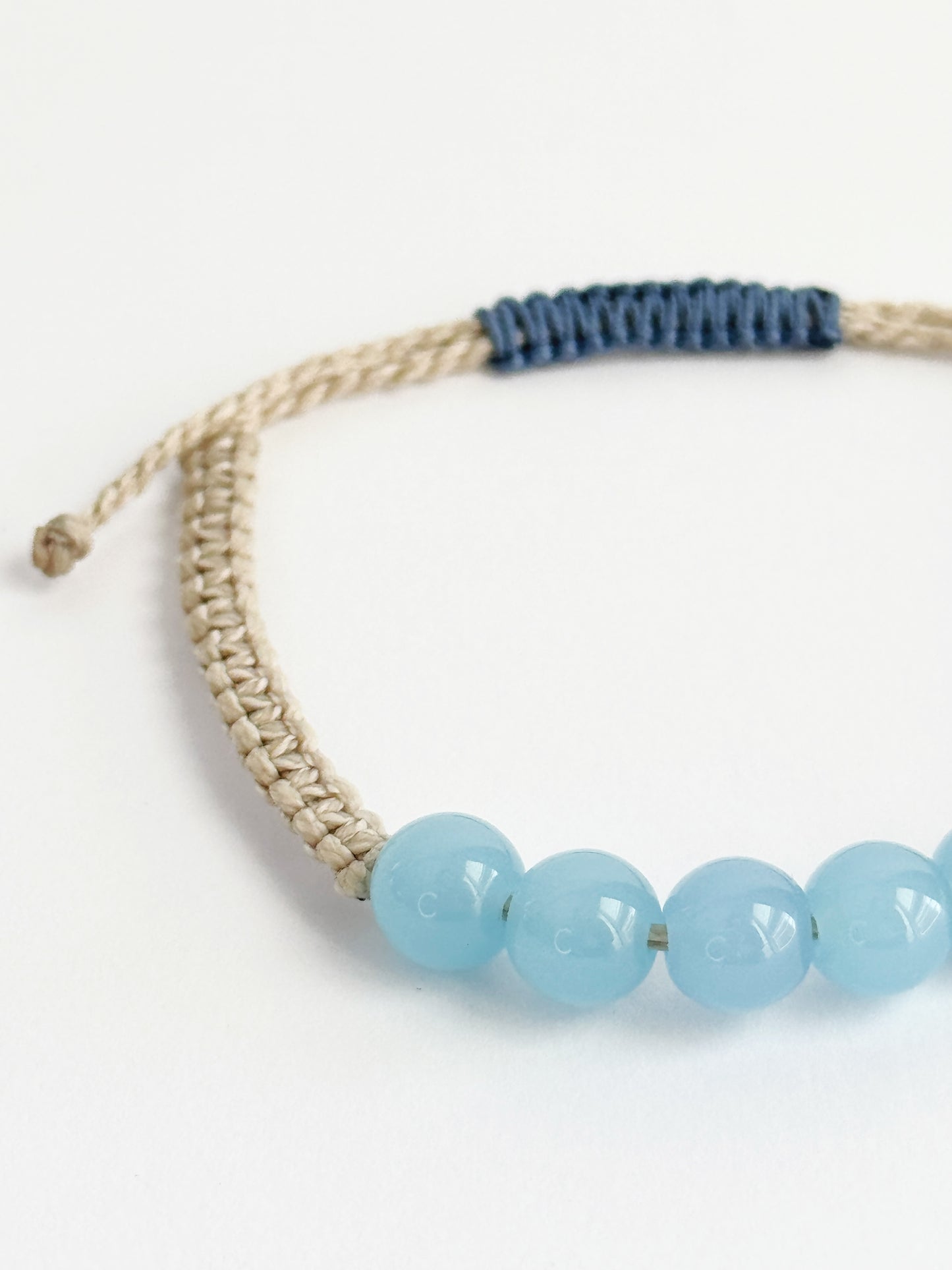 צמיד חוט מקרמה אקו