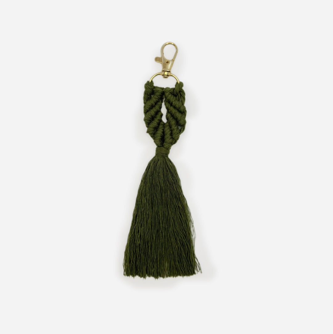 macrame keychain מחזיק מפתחות Ariel-ירוק זית