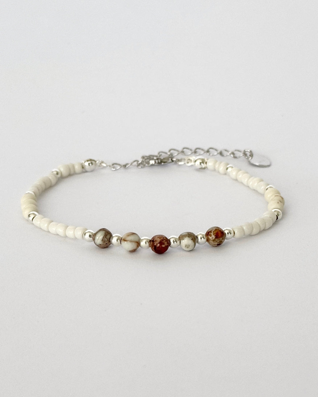 צמיד חרוזים ואבן חן ג'ספר טבעית